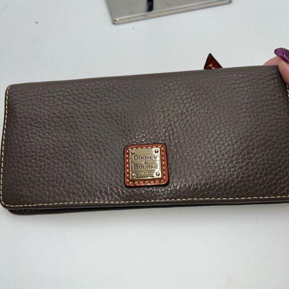 Dooney & Bourke Pebble Leather Brown Shoulder Bag and Wallet Set Bundle - Picture 14 of 16